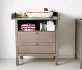 snap on baby changing table